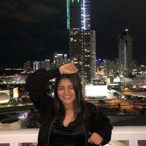 Meet your Posher, Grace